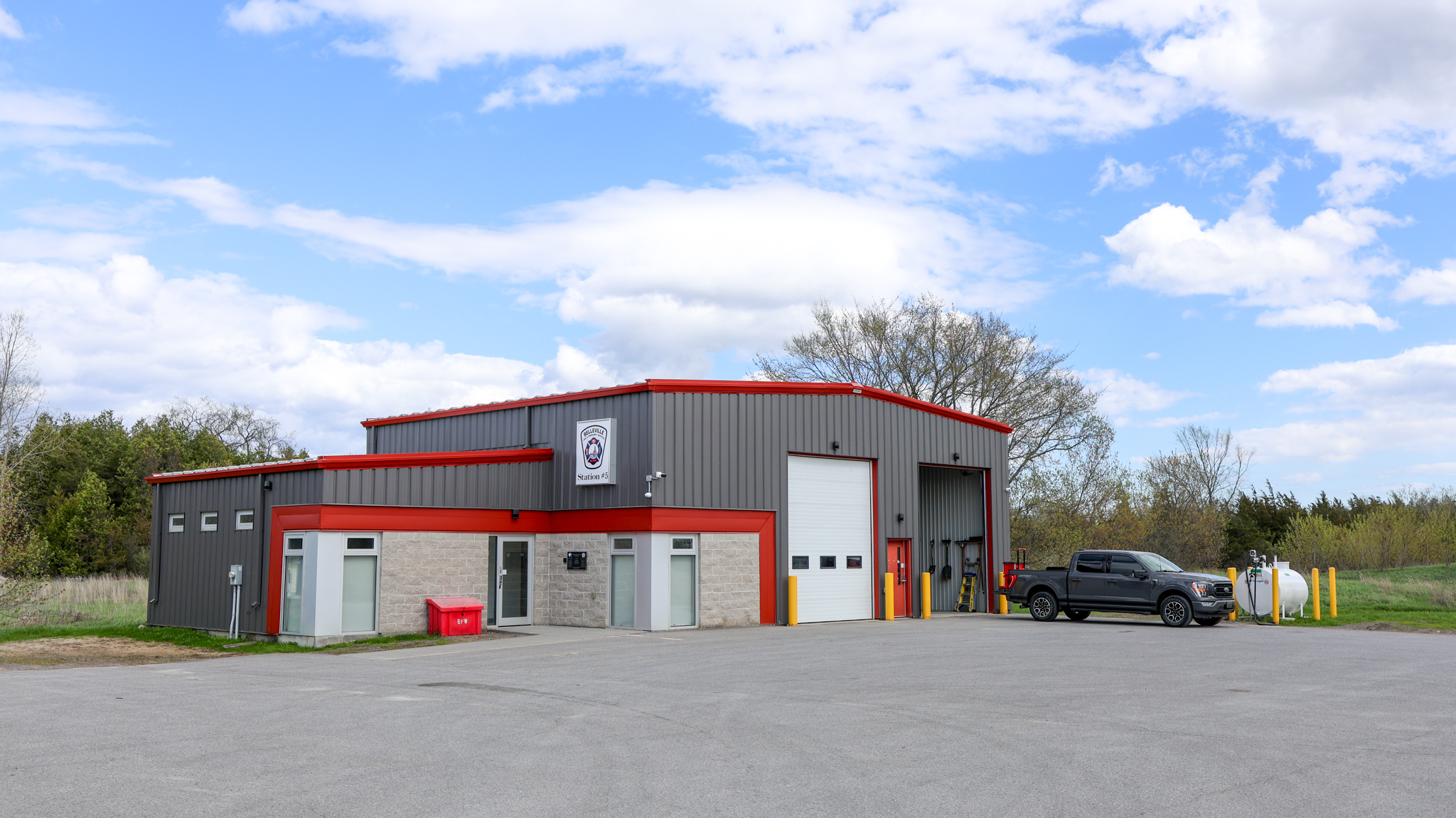 Photo of fire station #5.