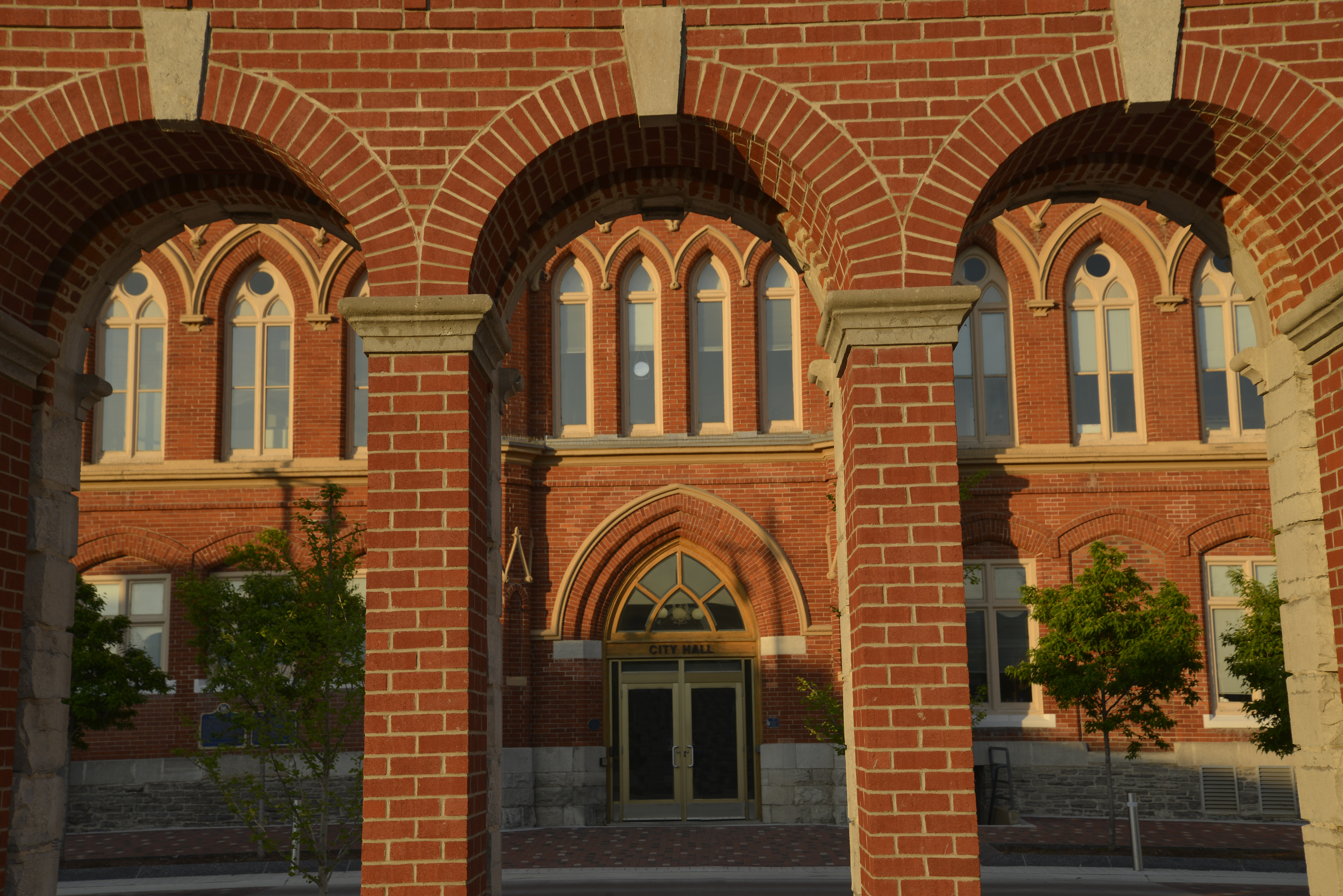 Front entrance of Belleville City Hall