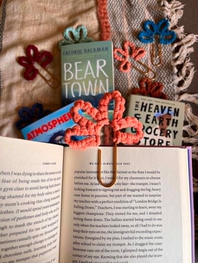 macrame flower bookmark