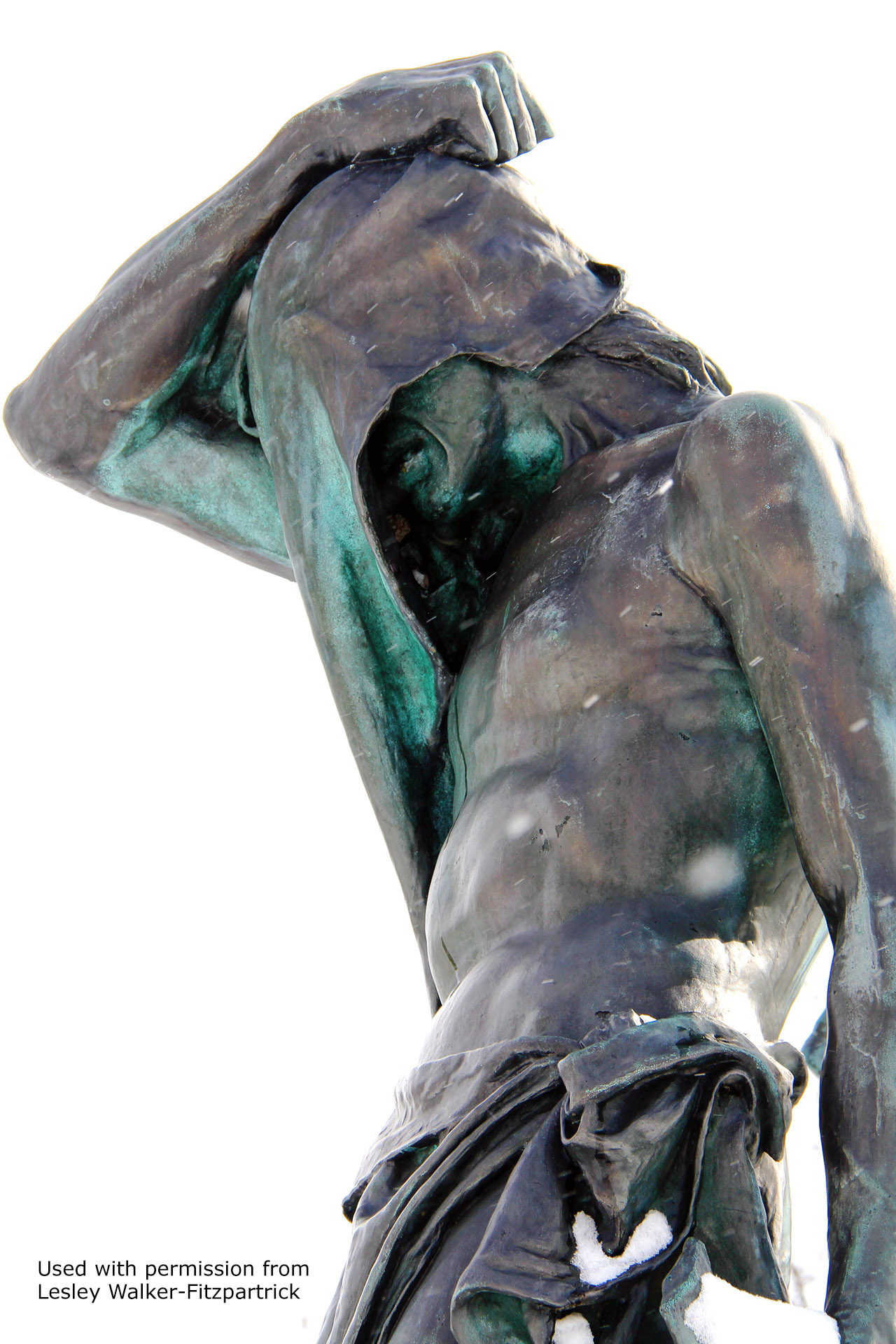 Photo of the figure at the top of the Stratford War Memorial