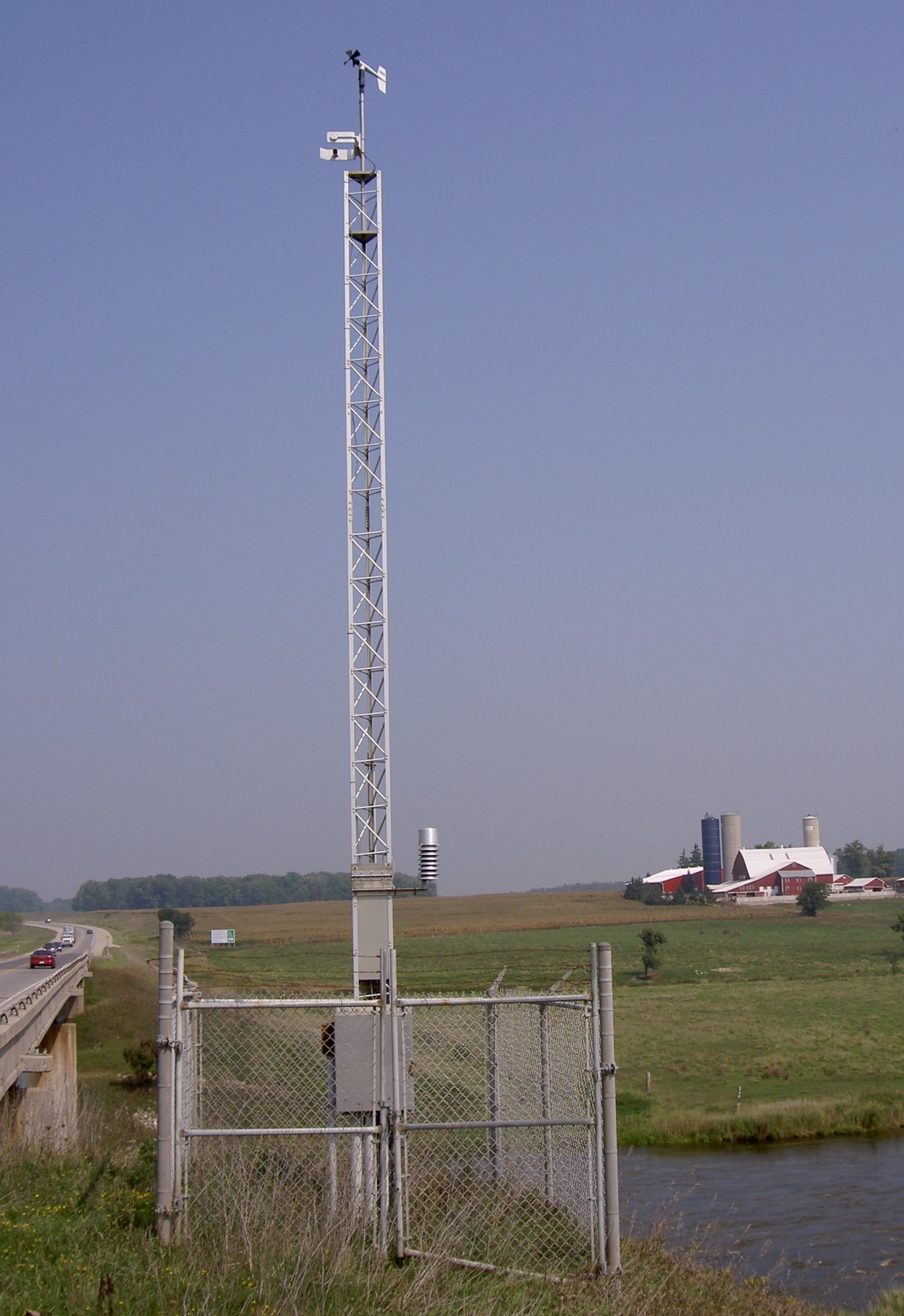 Advanced road weather information system