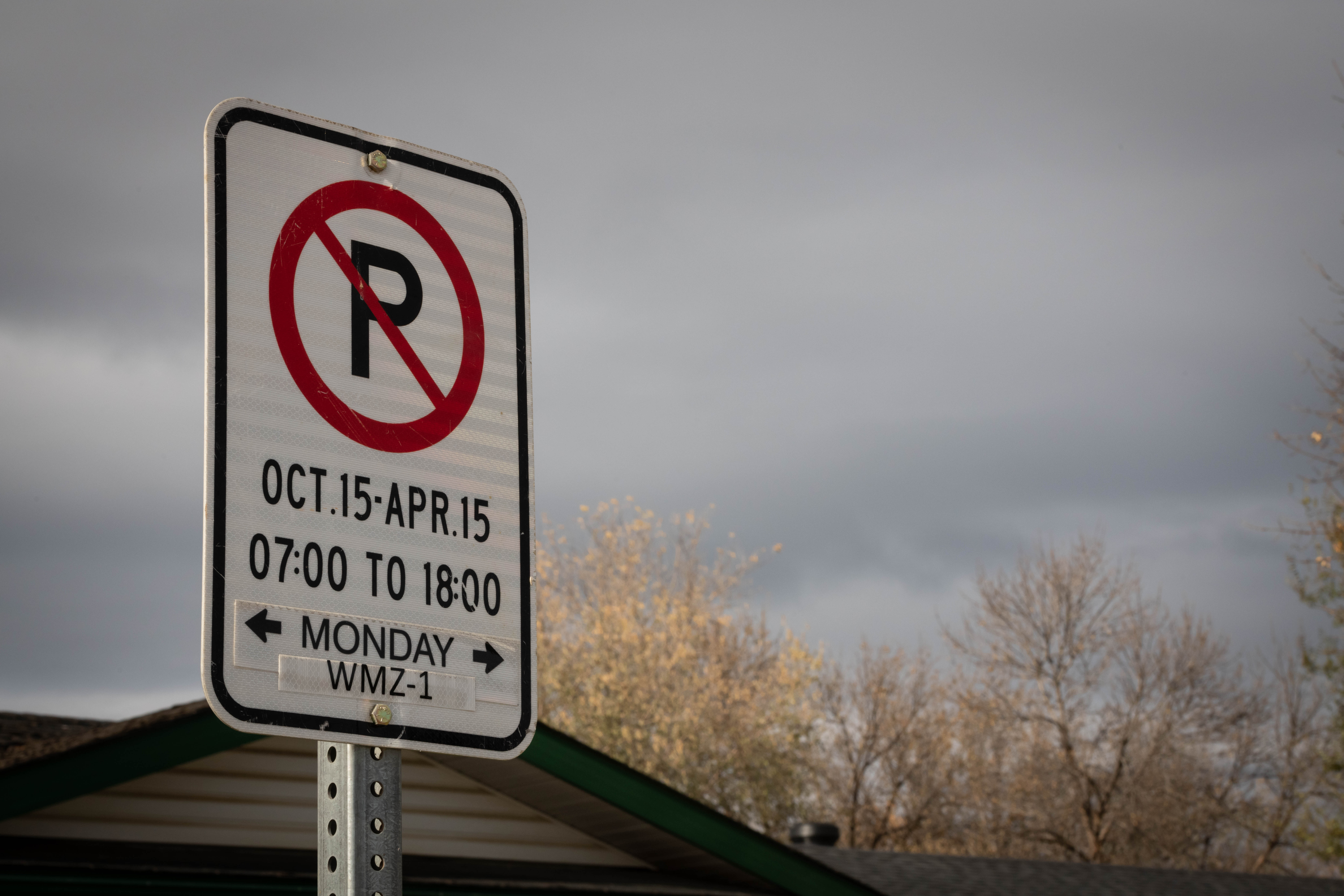 WMZ sign 