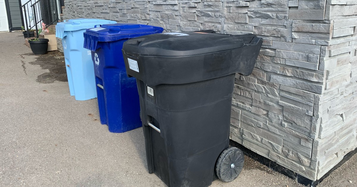 Photo of bear-resistant bin