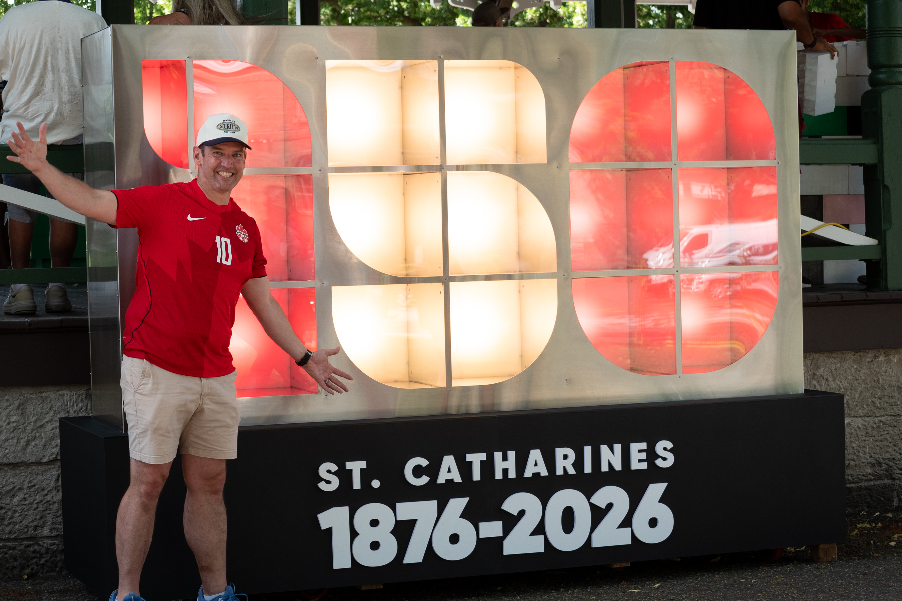 Mayor Mat Siscoe with the STC150 Logo