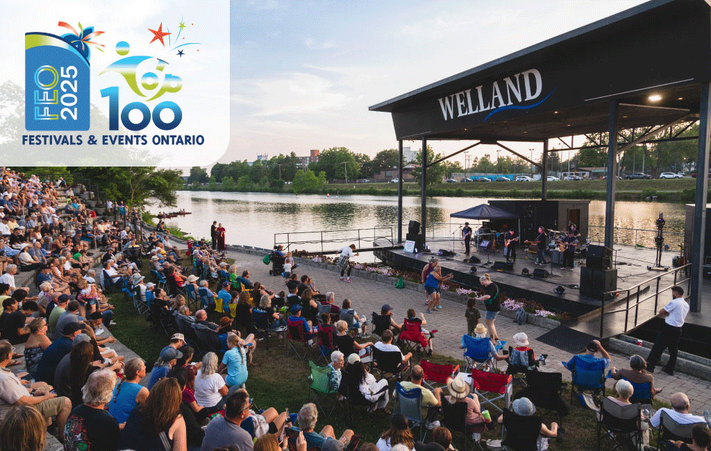 Concerts on the canal stage