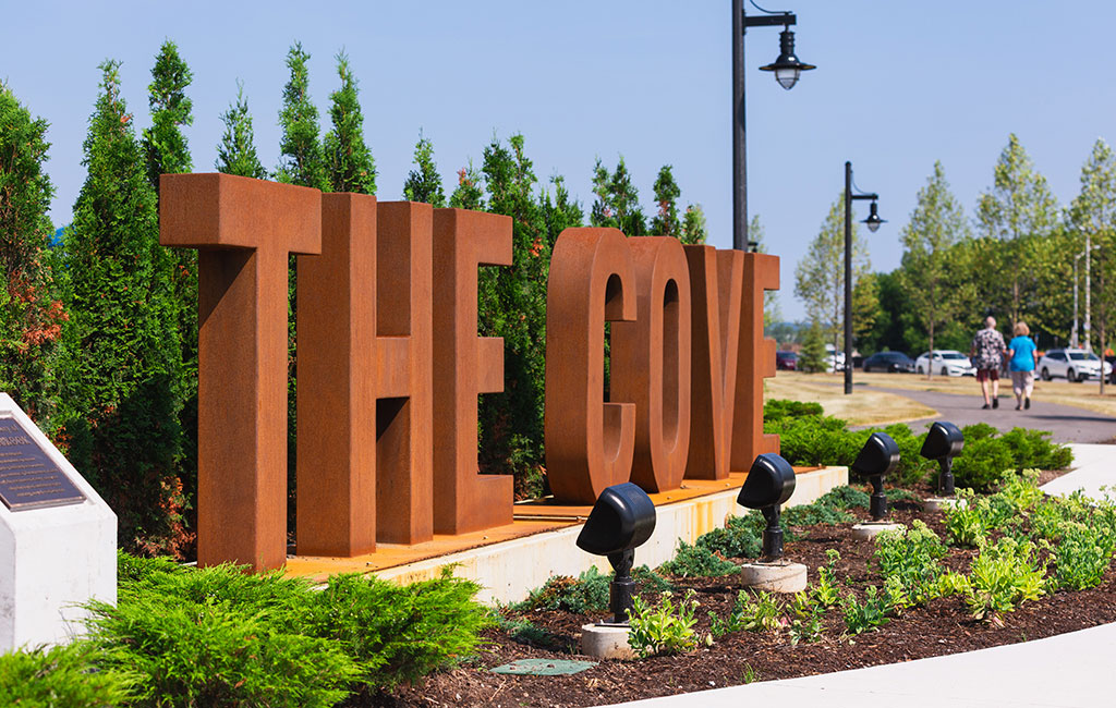 entrance to the cove park